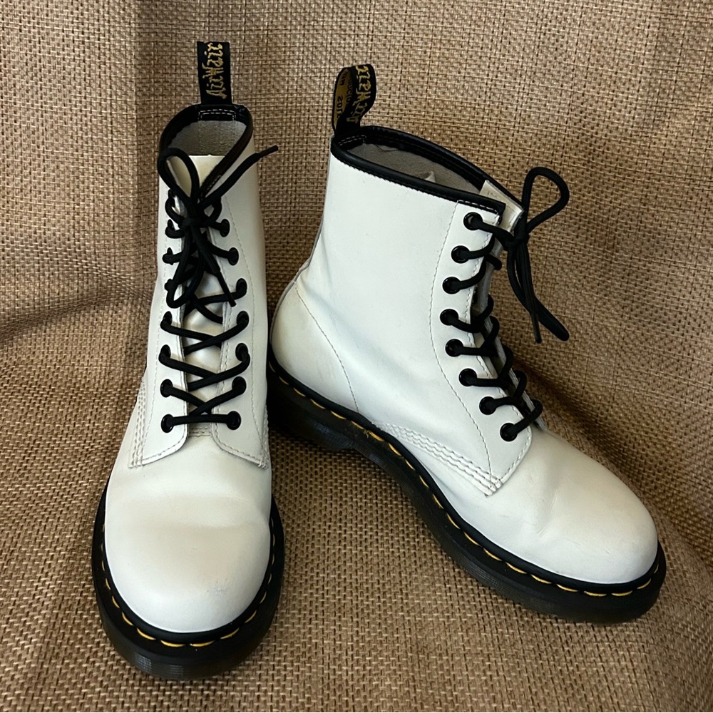 Doc Dr. Martens Boots Women’s 8 White Leather 8 Eye Combat Cyber Goth Ankle Boot